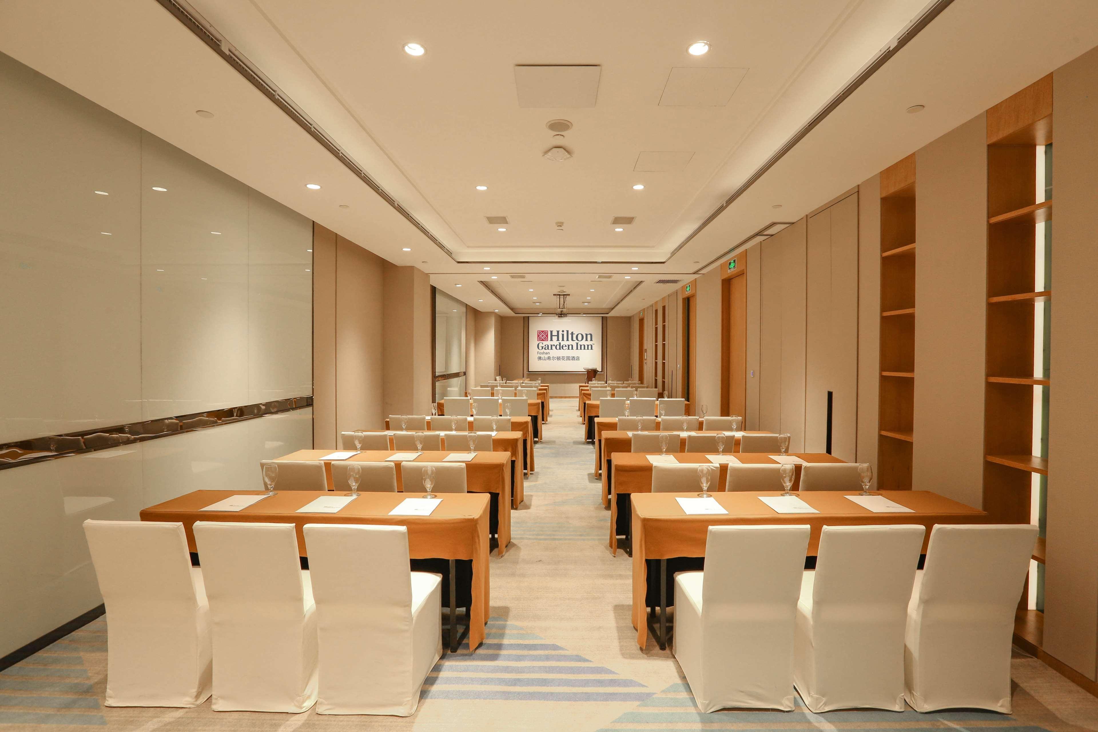 Hilton Garden Inn Foshan Zewnętrze zdjęcie