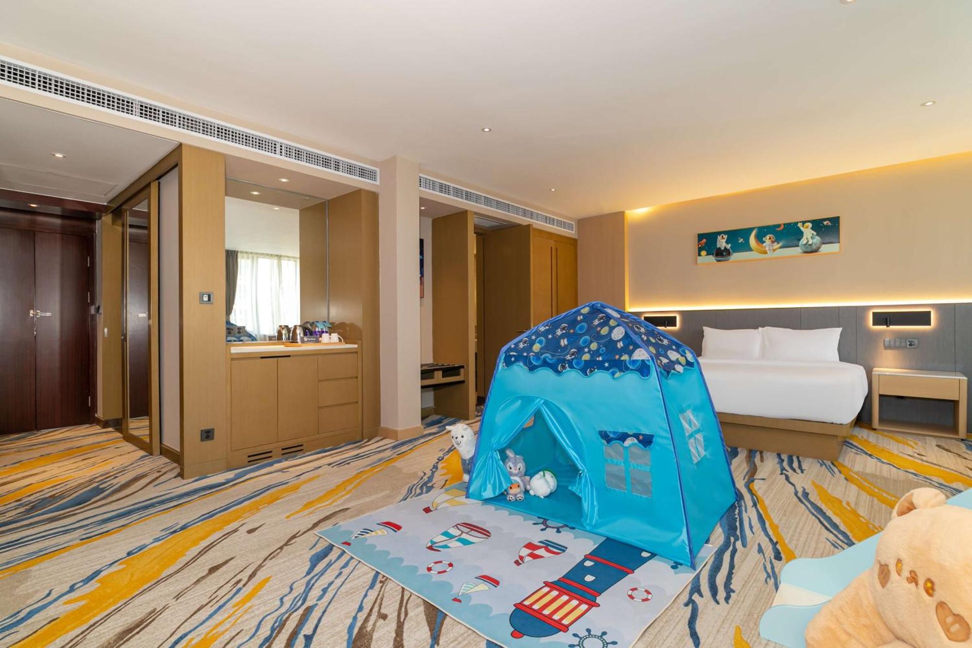 Hilton Garden Inn Foshan Zewnętrze zdjęcie